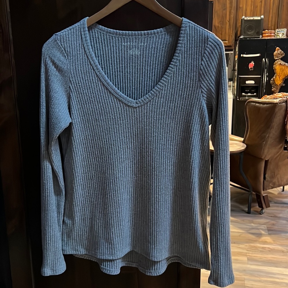 American Eagle Ribbed Shirt